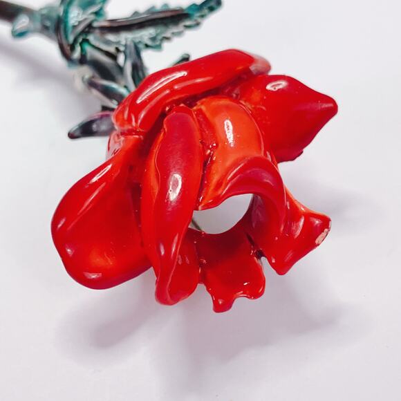 Vintage 70s 80s Red Enamel Rose Brooch Gold Tone Floral Pin Fun Flower Power - Picture 4 of 12